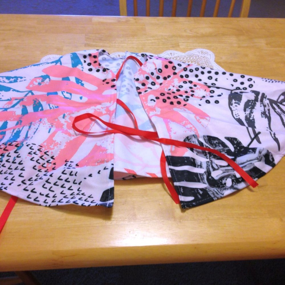 Boho Artsy Tree Skirt, Small